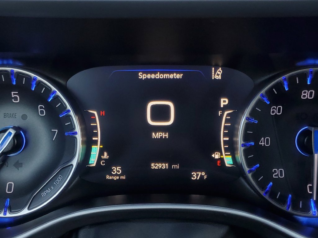 Used 2024 Chrysler Pacifica Touring-L FWD image 21