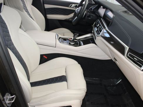 Used 2020 BMW X6 M Competition w/ Executive Package image 31