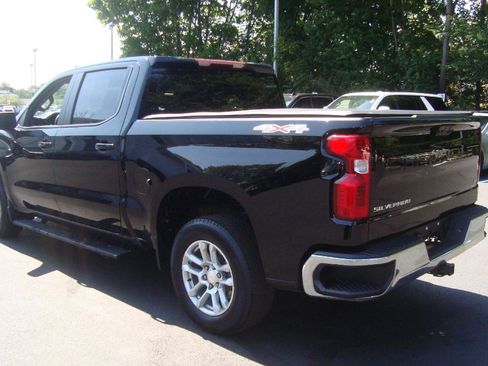 Used 2022 Chevrolet Silverado 1500 LT image 23