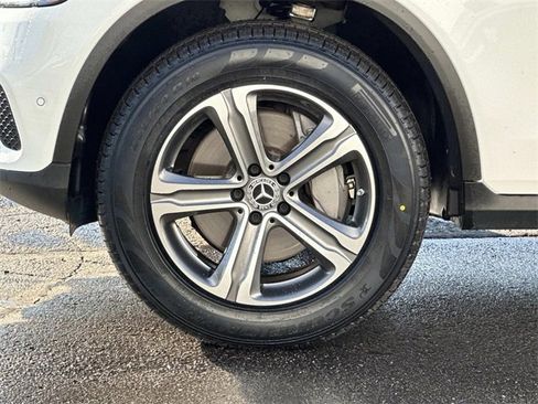 Certified 2022 Mercedes-Benz GLC 300 GLC 300 image 8