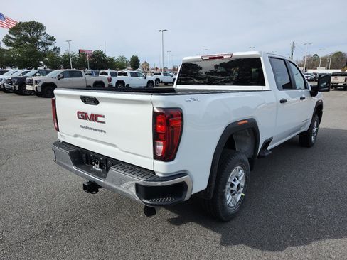 New 2026 GMC Sierra 2500 Pro image 3
