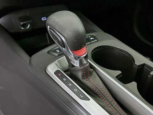 Used 2025 Chevrolet Trax RS image 20