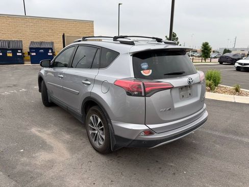 Used 2018 Toyota RAV4 XLE w/ Convenience Package AWD/4WD image 6