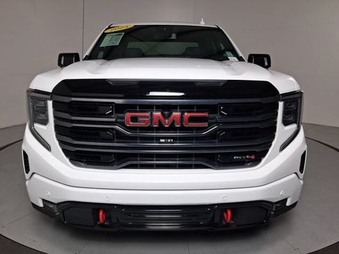 Certified 2025 GMC Sierra 1500 AT4 AWD/4WD image 8