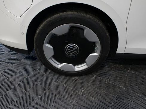 New 2025 Volkswagen ID. Buzz Pro S image 25