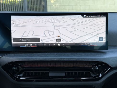 Used 2025 BMW 330i Sedan w/ Convenience Package image 27