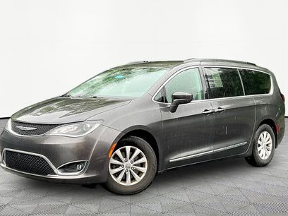 Used 2017 Chrysler Pacifica Touring-L