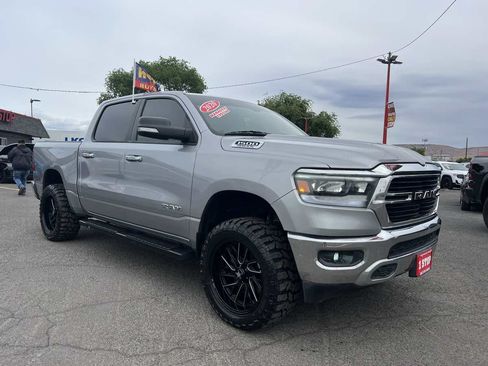 Used 2020 RAM 1500 Big Horn AWD/4WD image 4