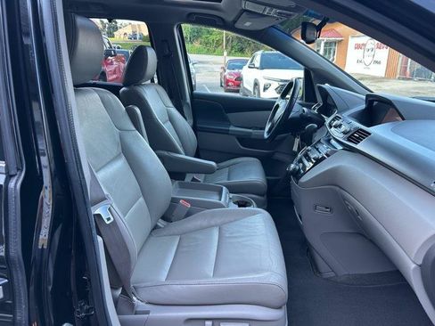 Used 2011 Honda Odyssey Touring image 9