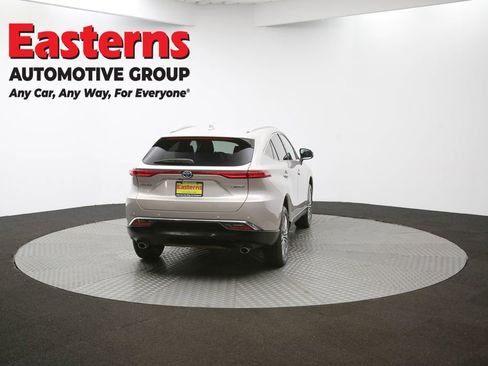 Used 2023 Toyota Venza Limited image 64