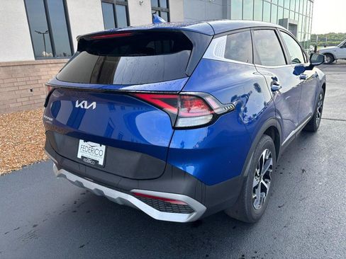 Used 2023 Kia Sportage EX FWD image 3