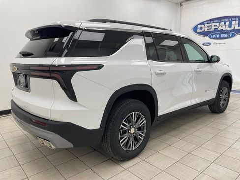 New 2026 Chevrolet Traverse LT w/ Driver Confidence Package AWD/4WD image 21