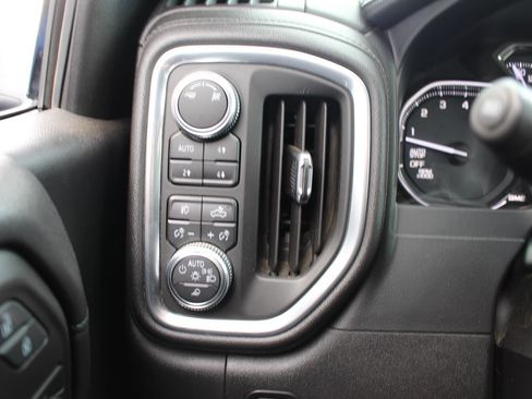 Used 2019 GMC Sierra 1500 SLT w/ SLT Premium Plus Package image 28