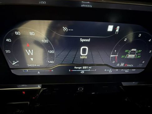 Certified 2023 GMC Sierra 1500 Elevation image 15