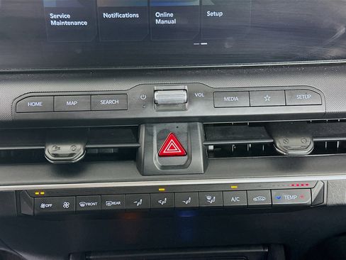 Used 2025 Kia K4 LXS image 24