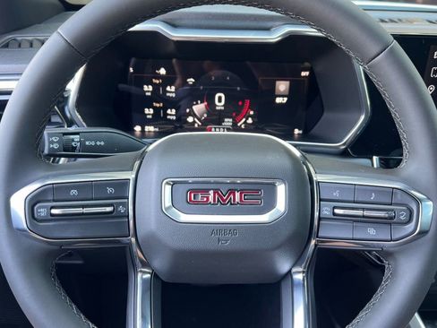 New 2025 GMC Canyon Elevation w/ Technology Package RWD image 20
