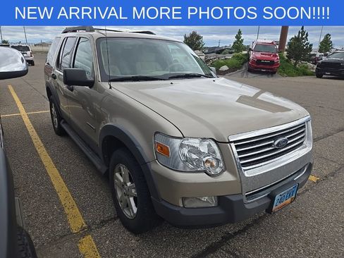 Used 2006 Ford Explorer XLT AWD/4WD image 7