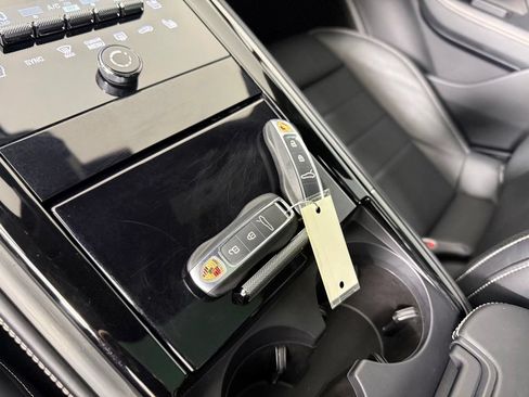 Certified 2024 Porsche Panamera 4 AWD/4WD image 27