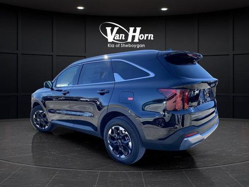 New 2026 Kia Sorento S image 3