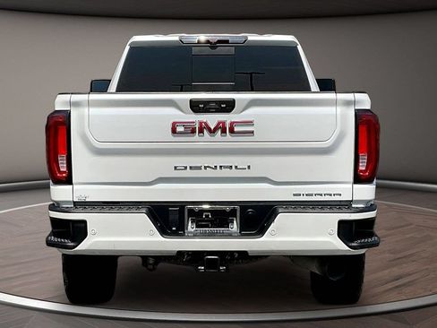 Used 2021 GMC Sierra 2500 Denali AWD/4WD image 5