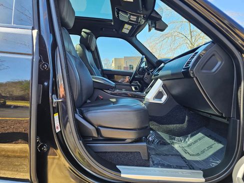 Used 2021 Land Rover Range Rover Westminster Edition image 11