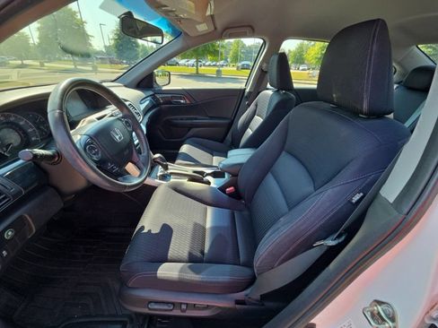 Used 2014 Honda Accord Sport image 24