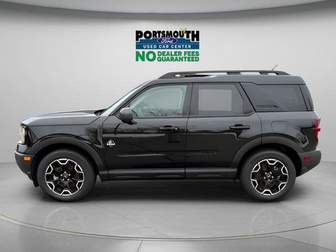 Certified 2025 Ford Bronco Sport Outer Banks w/ Outer Banks Tech Package+ AWD/4WD image 2