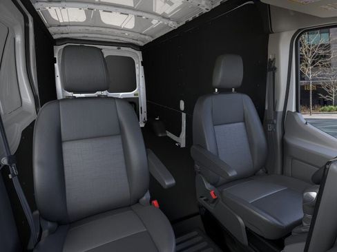 New 2026 Ford Transit 250 148 Medium Roof w/ Load Area Protection Package RWD image 10