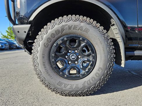 Used 2024 Ford Bronco Wildtrak AWD/4WD image 13