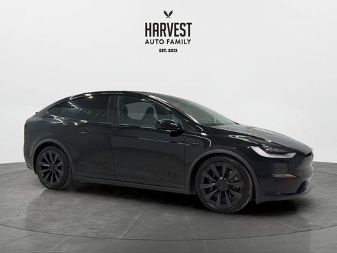 Used 2023 Tesla Model X image 9