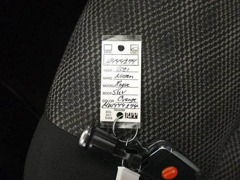 Used 2021 Nissan Rogue Sport SV image 32