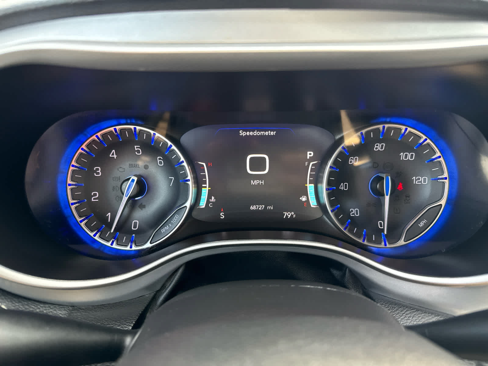 Used 2024 Chrysler Pacifica Touring FWD image 21