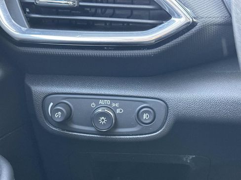 Certified 2023 Chevrolet TrailBlazer LT w/ Convenience Package image 25