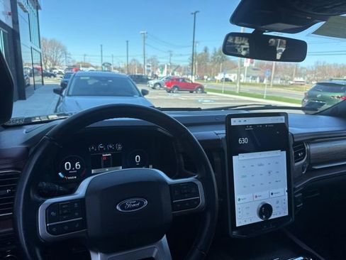 Used 2023 Ford Expedition Max Limited AWD/4WD image 26