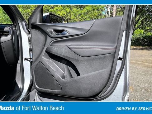 Used 2023 Chevrolet Equinox RS w/ LPO, Floor Liner Package FWD image 28