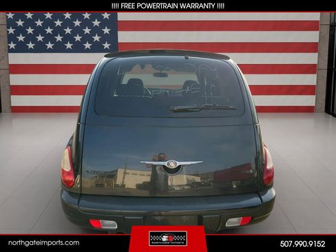 Used 2009 Chrysler PT Cruiser Touring FWD image 4