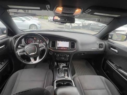 Used 2015 Dodge Charger SXT w/ Driver Confidence Group AWD/4WD image 18