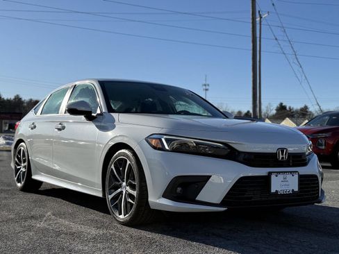 Certified 2023 Honda Civic Touring image 3