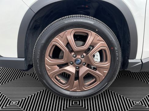 Certified 2025 Subaru Ascent Bronze Edition image 18