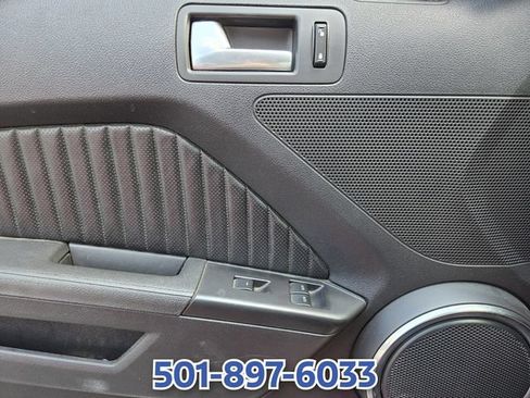 Used 2012 Ford Mustang Shelby GT500 w/ SVT Performance Pkg RWD image 32