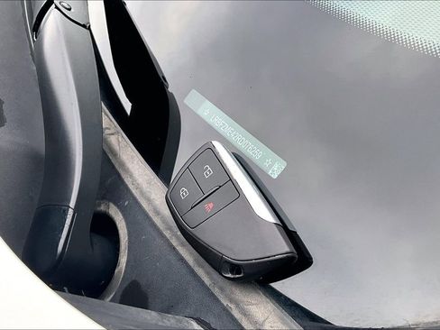 Used 2024 Buick Envision Preferred image 11