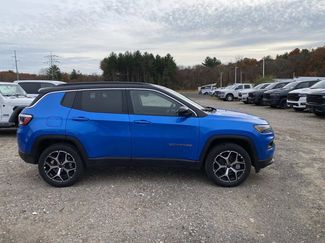 New 2026 Jeep Compass Limited video 2