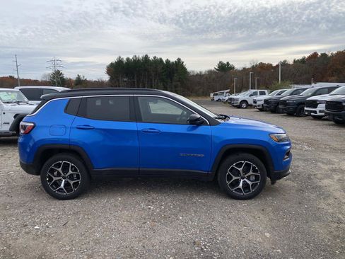 New 2026 Jeep Compass Limited image 2