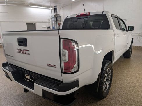 Used 2017 GMC Canyon SLE w/ All Terrain Package AWD/4WD image 4