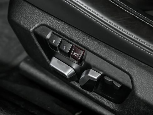 Used 2018 BMW M3 image 22