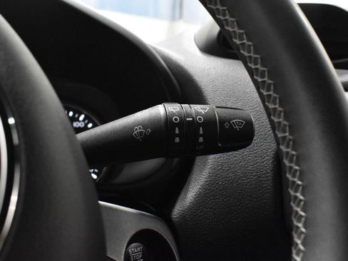 Used 2021 Jeep Renegade Latitude AWD/4WD image 16