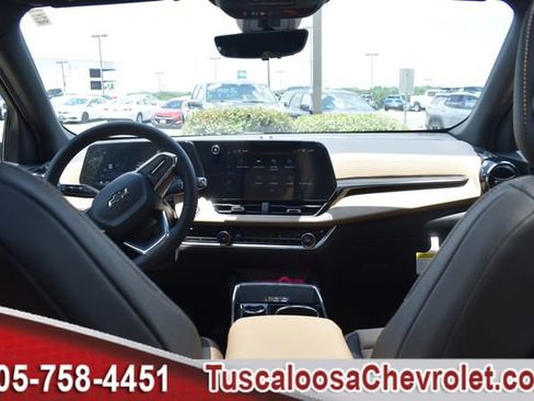 New 2026 Chevrolet Equinox ACTIV w/ Convenience Package III image 19