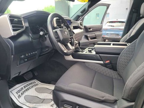 Used 2025 Toyota Tundra SR5 AWD/4WD image 16