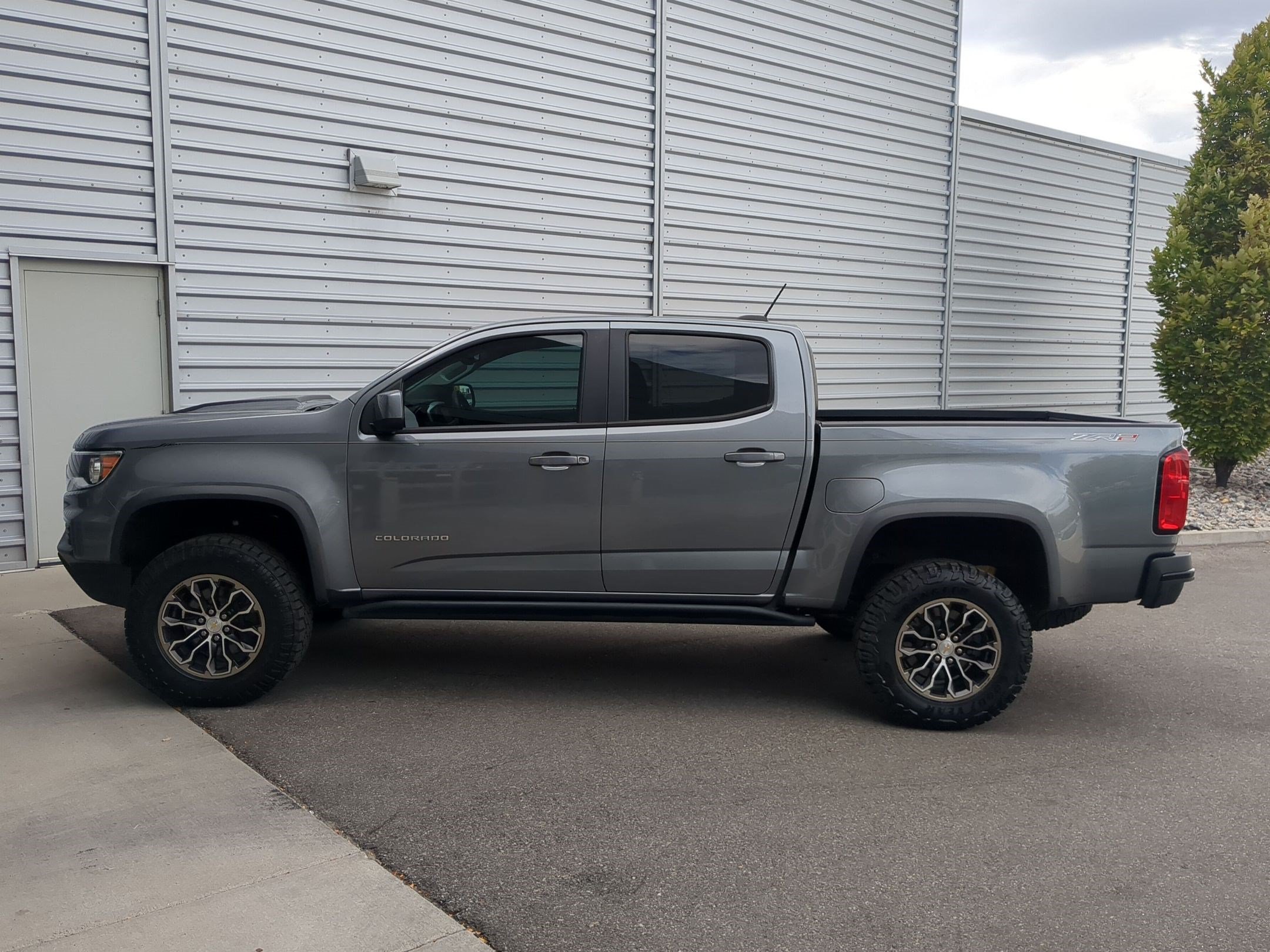 Used 2022 Chevrolet Colorado ZR2 AWD/4WD image 8