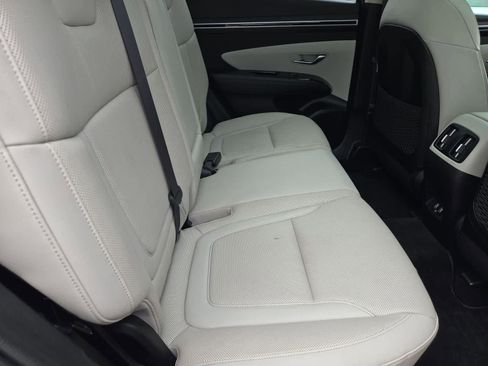 Used 2022 Hyundai Tucson Limited AWD/4WD image 19